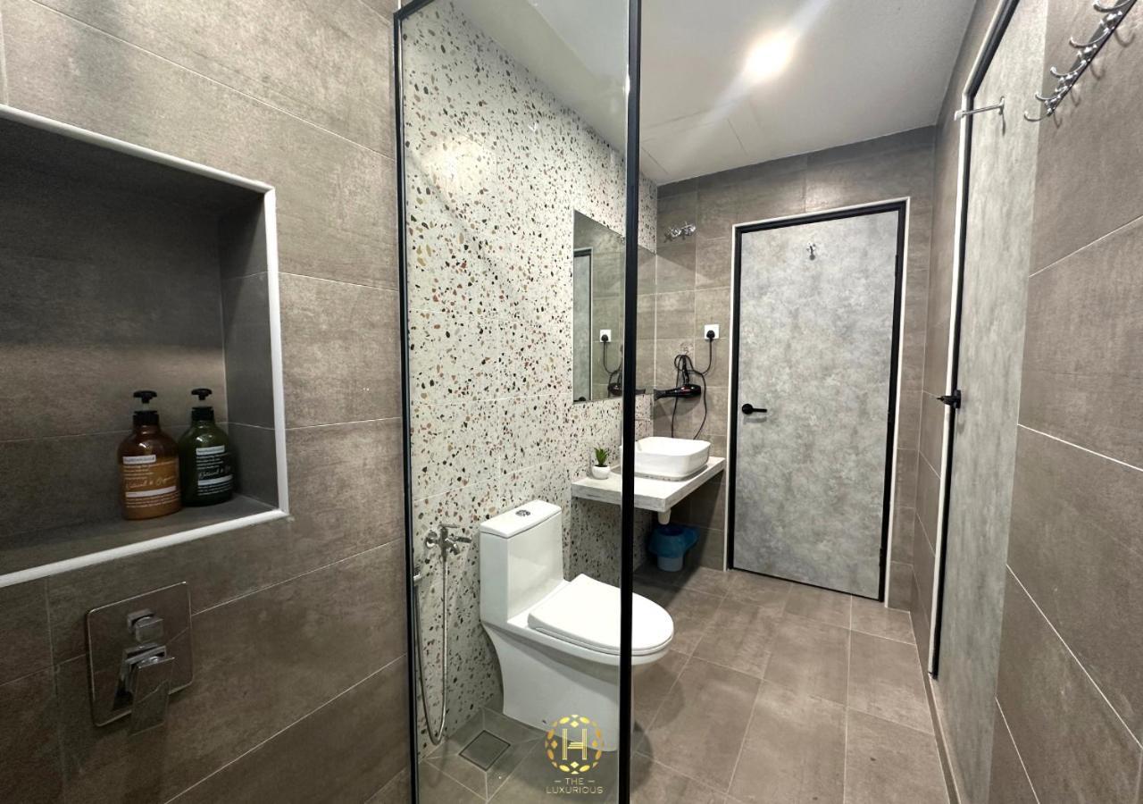 Villa The Luxurious 27, Johor Bahru Exterior foto