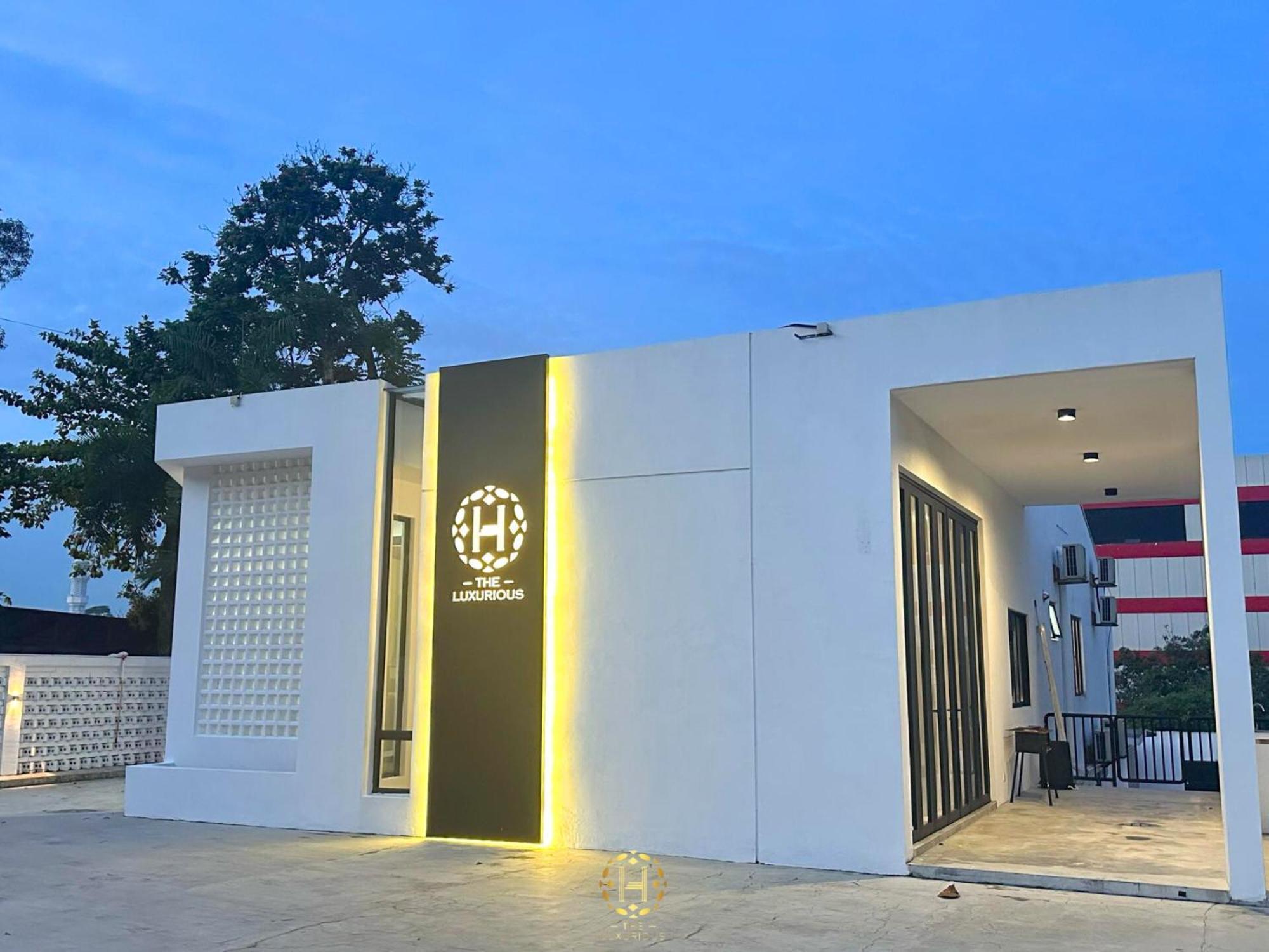 Villa The Luxurious 27, Johor Bahru Exterior foto